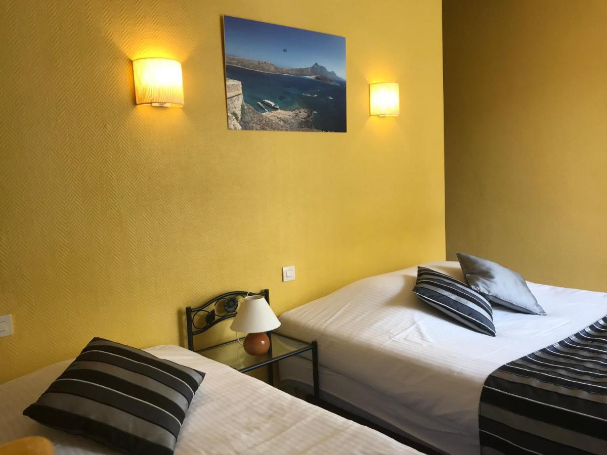 Hotel Magdeleine Romans-sur-Isère Buitenkant foto