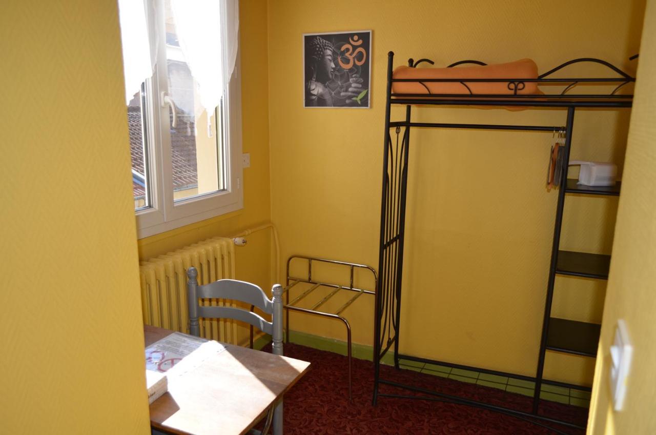 Hotel Magdeleine Romans-sur-Isère Buitenkant foto