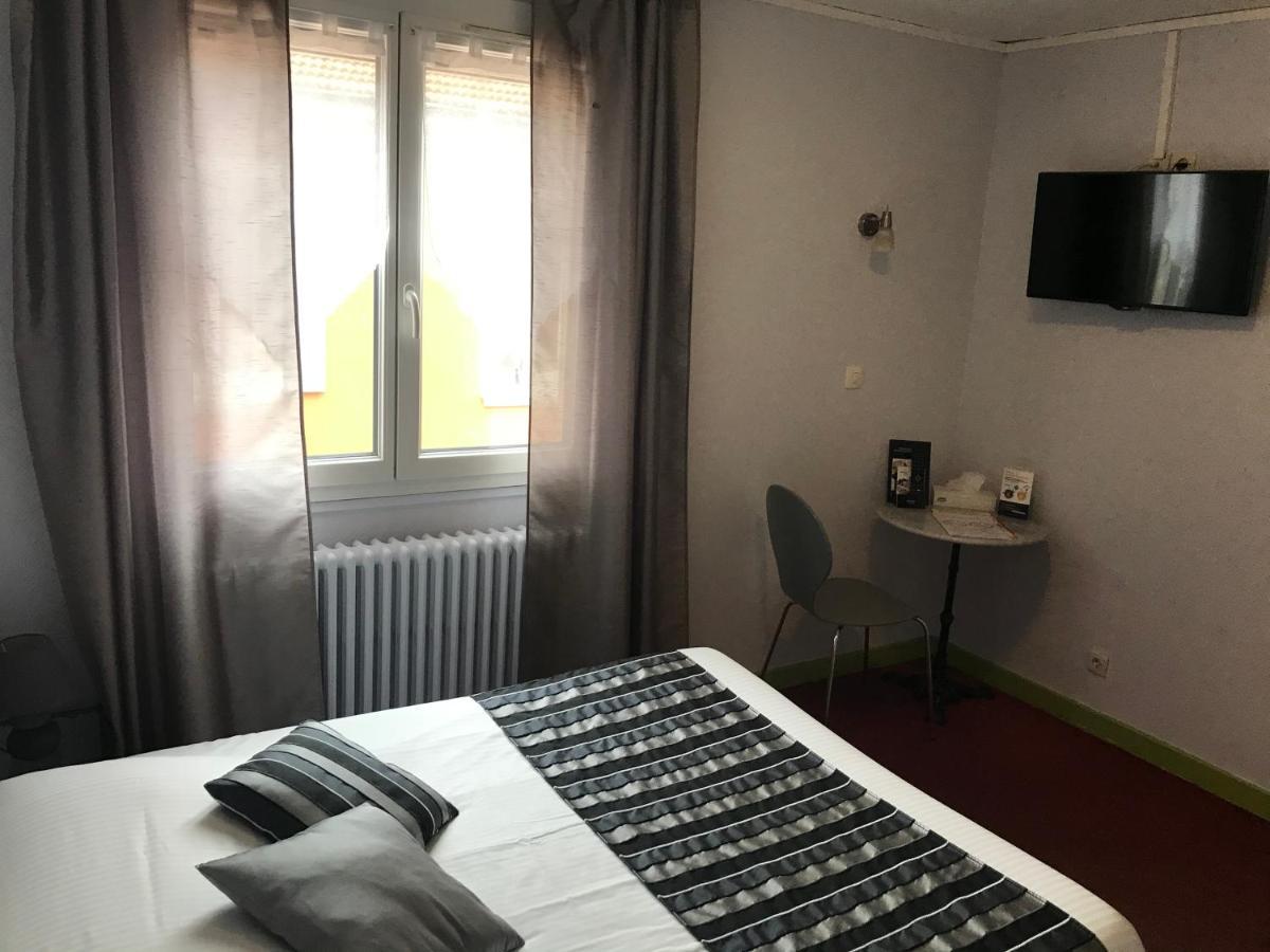 Hotel Magdeleine Romans-sur-Isère Buitenkant foto